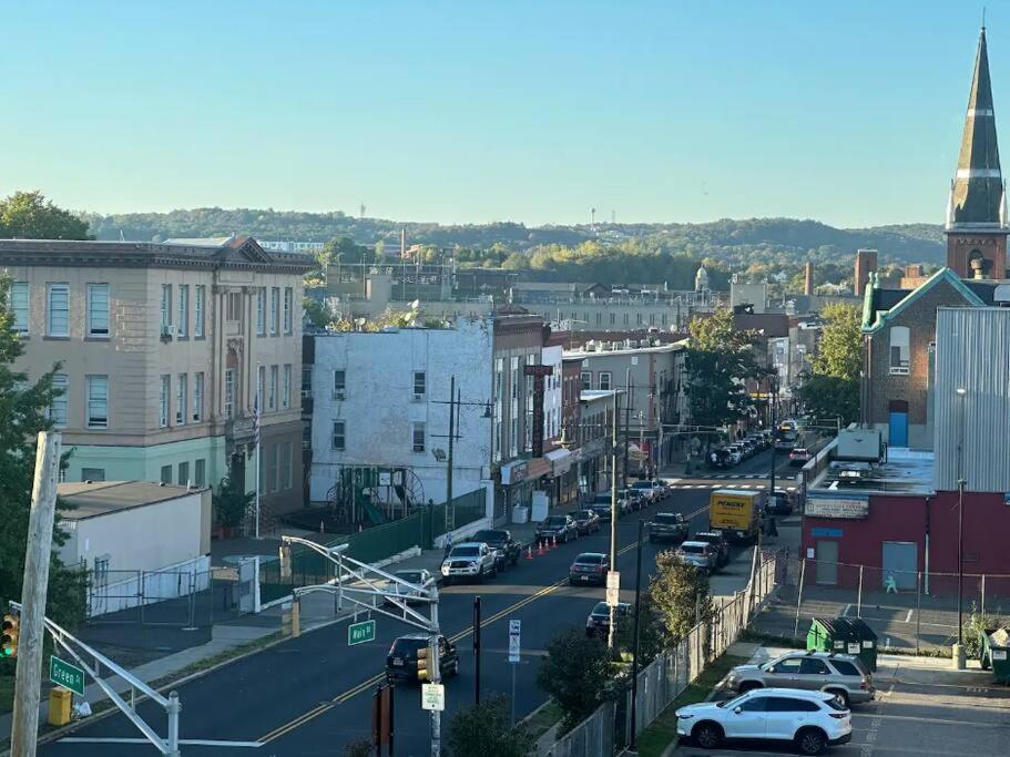 The Classic Suite: 2Br Close To Nyc Paterson Dış mekan fotoğraf